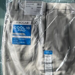 Haggar Cool 18 Pro Men's Pants - Light Gray